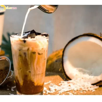 VIETNAMESE COCONUT DRINKS